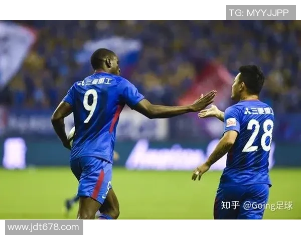 大连一方与上海绿地申花下半场精彩对决全景回顾与分析